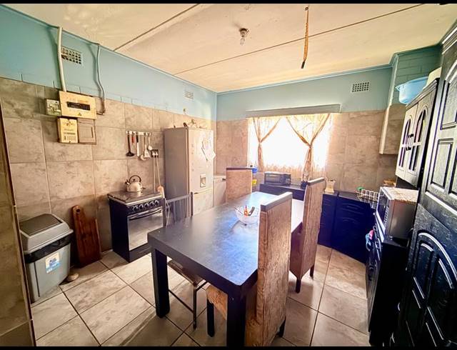3 BEDROOM HOUSE FOR SALE IN VANDERBIJLPARK CW 6